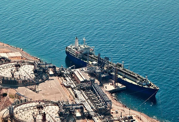 design considerations for marine terminals and oil gas marine operating assets image